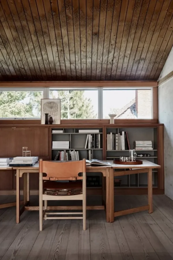 Muuto Sitzgelegenheiten-Fredericia The Spanish Dining Chair, cognacfarbenes Leder – Eiche geölt