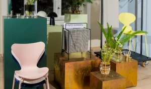 Tom Dixon Tischlampen-Fritz Hansen Tischleuchte Night Owl, Smokey White