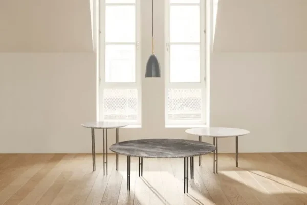 Muuto Deckenleuchten-GUBI Gräshoppa Pendelleuchte, blaugrau