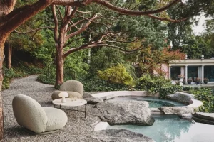 GUBI Terrassenmöbel^Pacha Outdoor Loungesessel, Schwenkfuß, Chevron FR 022