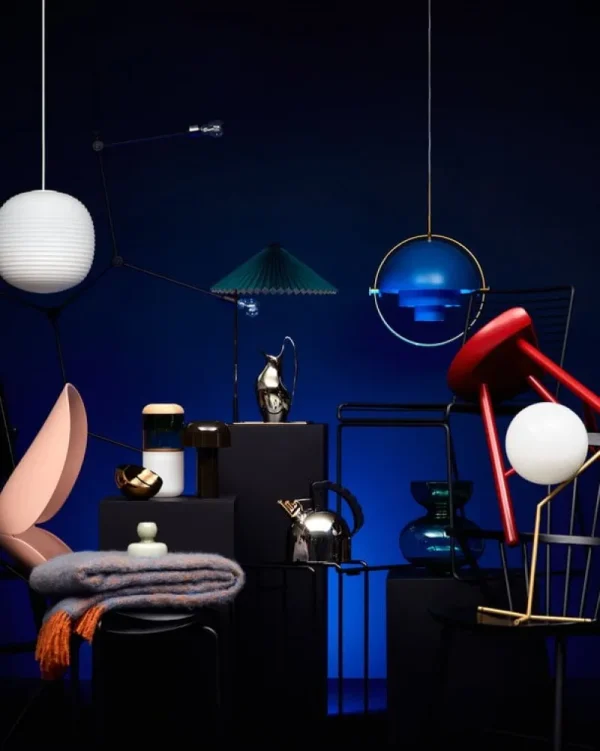 GUBI Deckenleuchten-Pendelleuchte Multi-Lite, Messing – blau