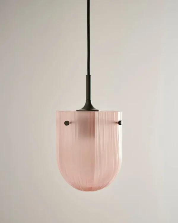 Tom Dixon Deckenleuchten-GUBI Seine Pendelleuchte, Antikmessing - Korallenrosa