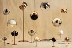 GUBI Stehleuchten-Stehleuchte Multi-Lite, Messing-schwarz