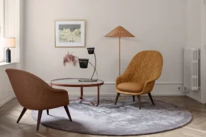 GUBI Stehleuchten-Stehleuchte Tynell 9602, Messing - Rattan