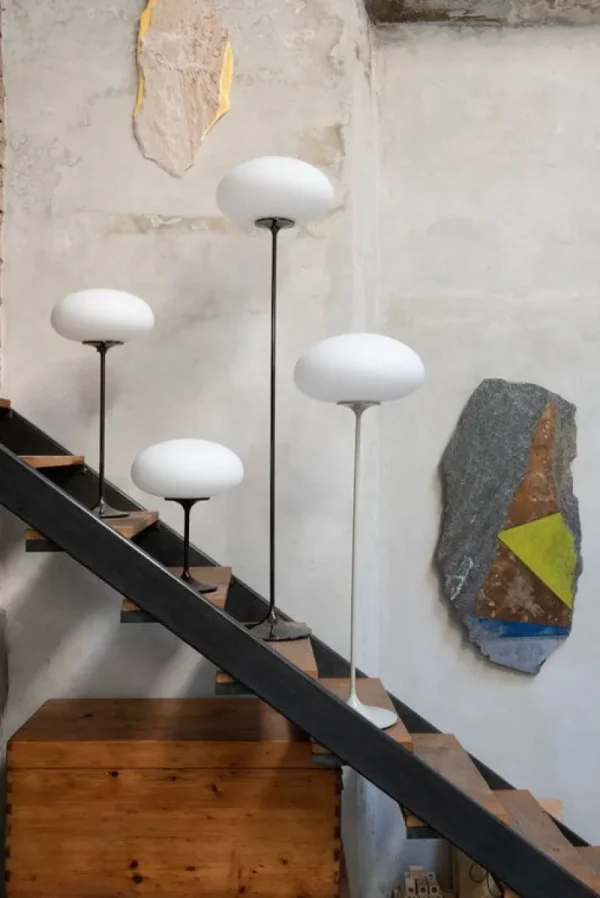 GUBI Tischlampen-Stemlite Tischleuchte, 42 cm, dimmbar, Schwarz/Rot