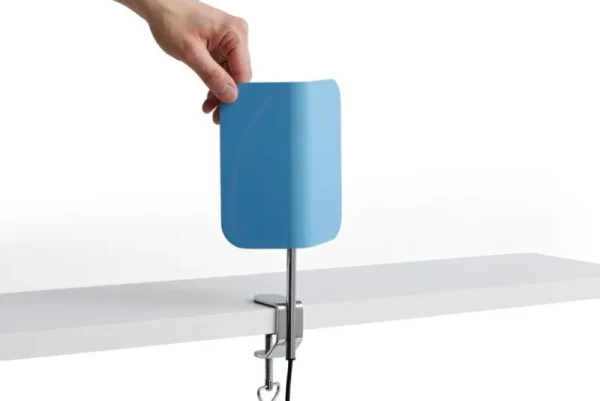 GUBI Tischlampen-HAY Apex Klemmleuchte, pastellblau