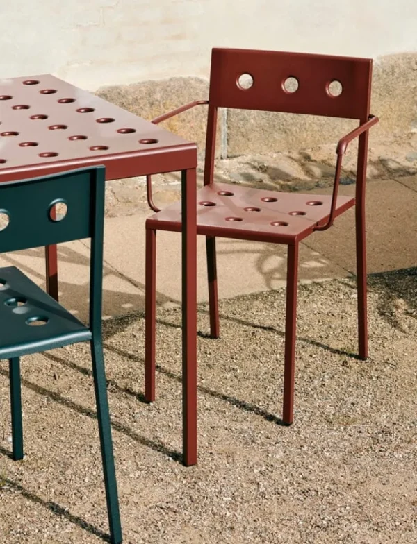 HAY Terrassenmöbel | Sitzgelegenheiten^Balcony Armlehnstuhl, Iron Red