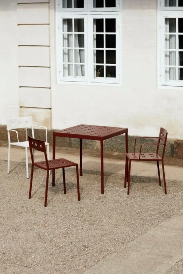 HAY Terrassenmöbel | Sitzgelegenheiten^Balcony Armlehnstuhl, Iron Red