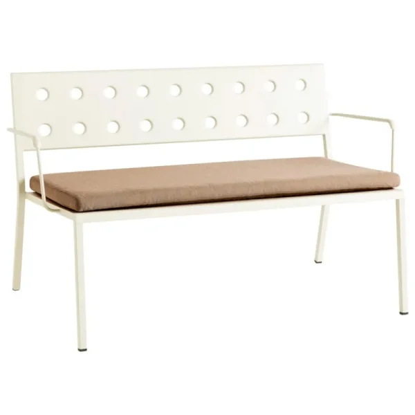 HAY Terrassenmöbel^Balcony Loungebank mit Armlehne, 121,5 x 69 cm, Kreidebeige