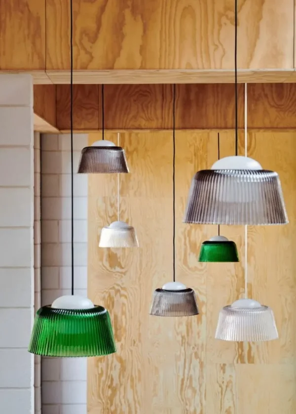 HAY Deckenleuchten-Brim Pendelleuchte, 24,5 cm, Flaschengrün, Glas