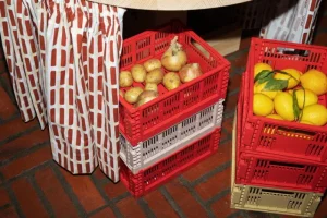 HAY Badezimmeraccessoires | Aufbewahrungsbehälter^Colour Crate, M, recycelter Kunststoff, Rot