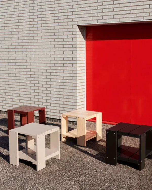 HAY Terrassenmöbel | Tische^Crate Beistelltisch, 49,5 x 49,5 cm, lackiertes Kiefernholz