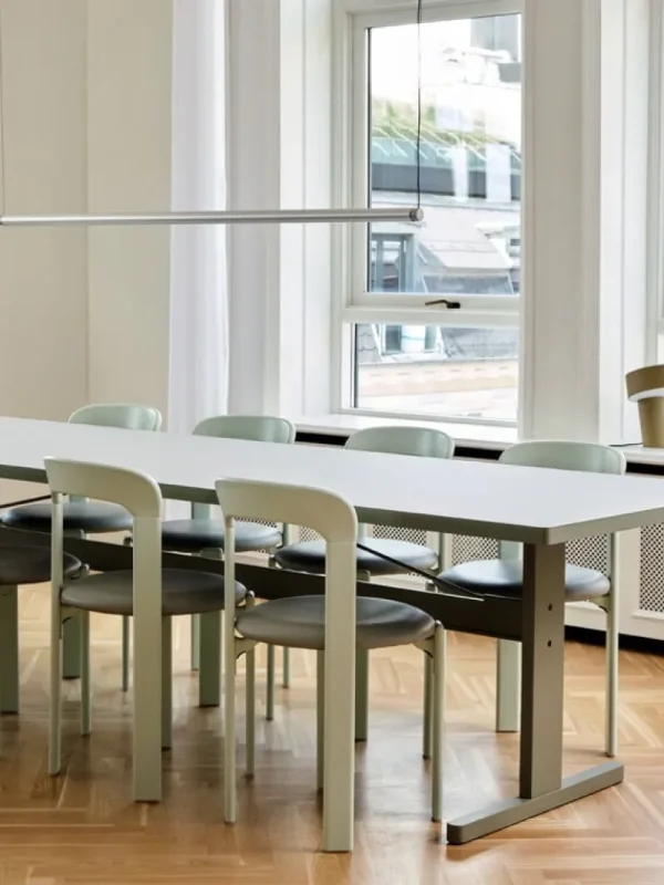 Pilke Lights Deckenleuchten-HAY Factor Linear Pendelleuchte, direktional 1500, Aluminium
