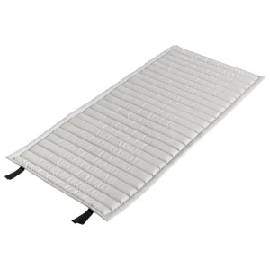 HAY Outdoor-textilien^Gestepptes Kissen Palissade für Loungesessel mit niedriger Lehne, himmelgrau
