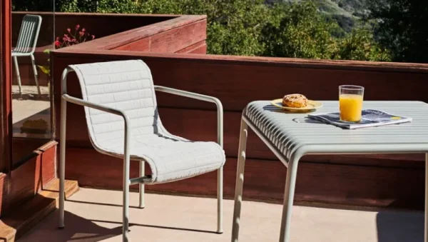 HAY Outdoor-textilien^Gestepptes Kissen Palissade für Sessel, himmelgrau