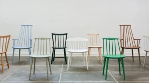 Fritz Hansen Sitzgelegenheiten-HAY J77 Stuhl, warmes Grau