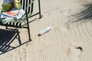 HAY Terrassenmöbel^Loungesessel Palissade, hoch, olivgrün