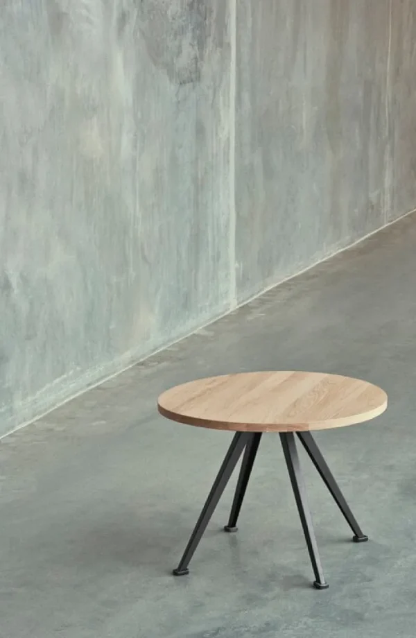 Muuto Tische-HAY Pyramid Couchtisch 51, 60 cm, schwarz - lackierte Eiche
