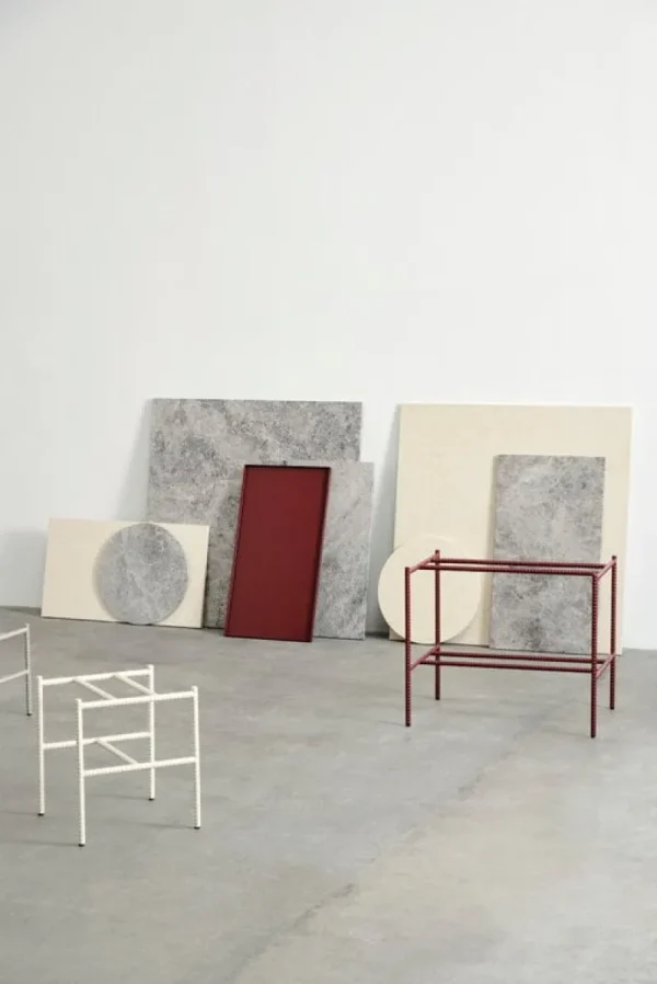 HAY Tische-Rebar Couchtisch, 100 x 104 cm, Alabaster - beiger Marmor