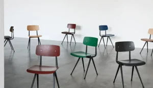 Fritz Hansen Sitzgelegenheiten-HAY Result Stuhl, schwarz – Eiche geräuchert