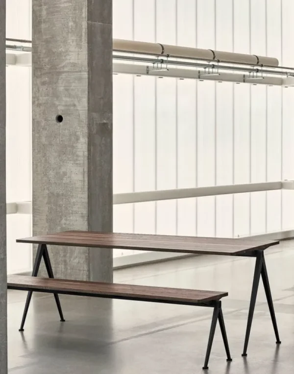 Audo Copenhagen Tische-HAY Tisch Pyramid 01, 140 x 65 cm, schwarz – Eiche geräuchert