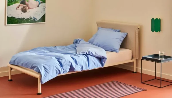HAY Tische-Tray Tisch, mittelgroß, quadratisch, schwarz