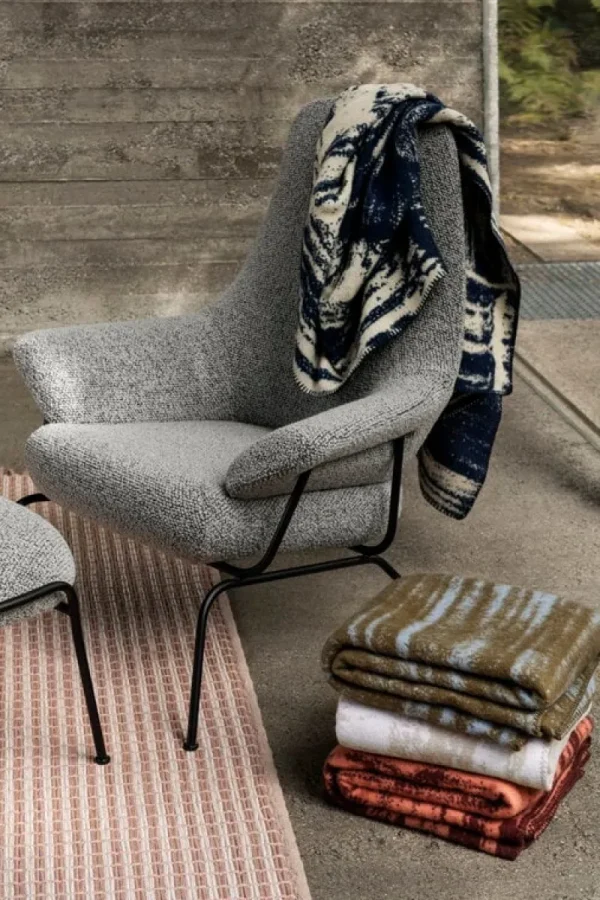 Muuto Sitzgelegenheiten-Hem Hai Loungesessel, Pebble Boucle