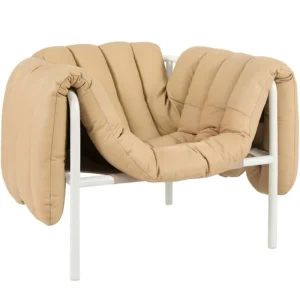 GUBI Sitzgelegenheiten-Hem Puffy Loungesessel, Leder Sandgelb – Stahl cremefarben