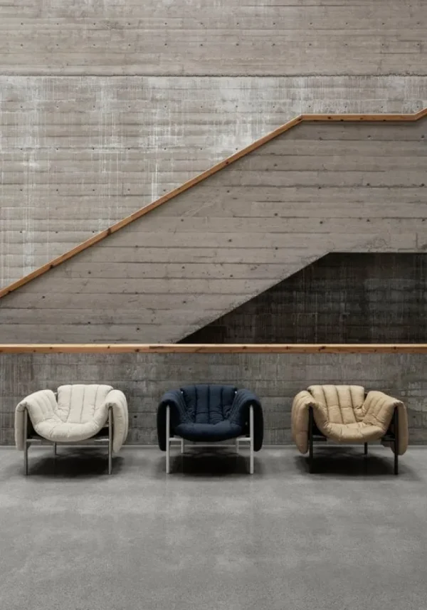 Vitra Sitzgelegenheiten-Hem Puffy Loungesessel, Leder Sandgelb – Stahl schwarzgrau