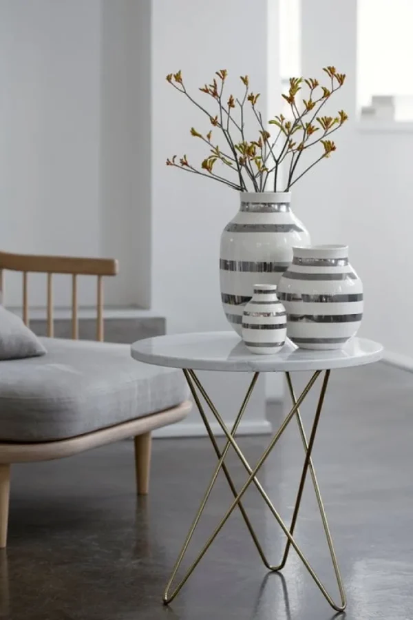 Iittala Vasen-Kähler Vase Omaggio, mittelgroß, silber