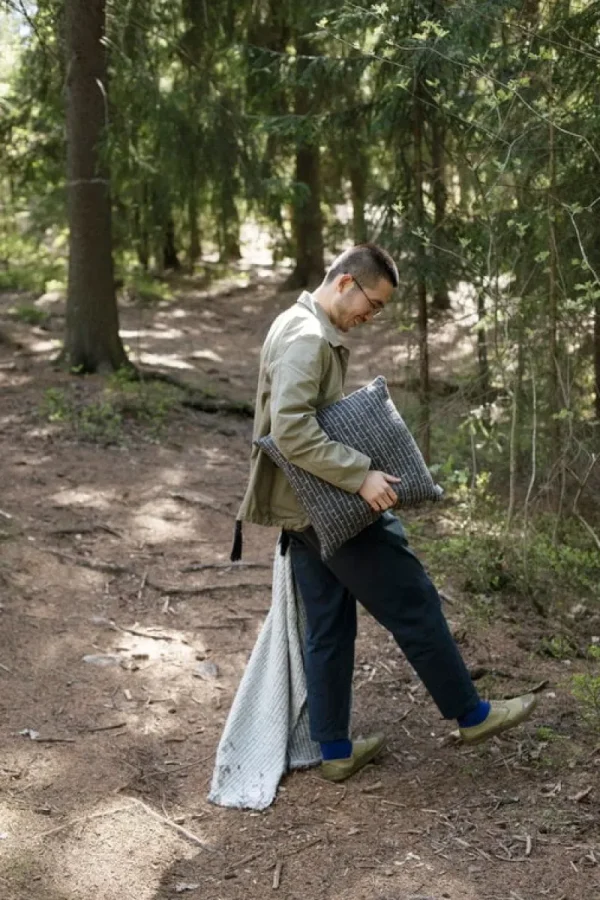 Lapuan Kankurit Decken Und Überwürfe^Metsä Decke, hellgrau