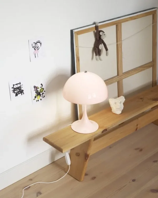 Hem Tischlampen-Louis Poulsen Panthella 250 Tischleuchte, Blassrosa, Acryl