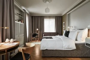 Graypants Deckenleuchten-Louis Poulsen Pendelleuchte VL45 Radiohus 250