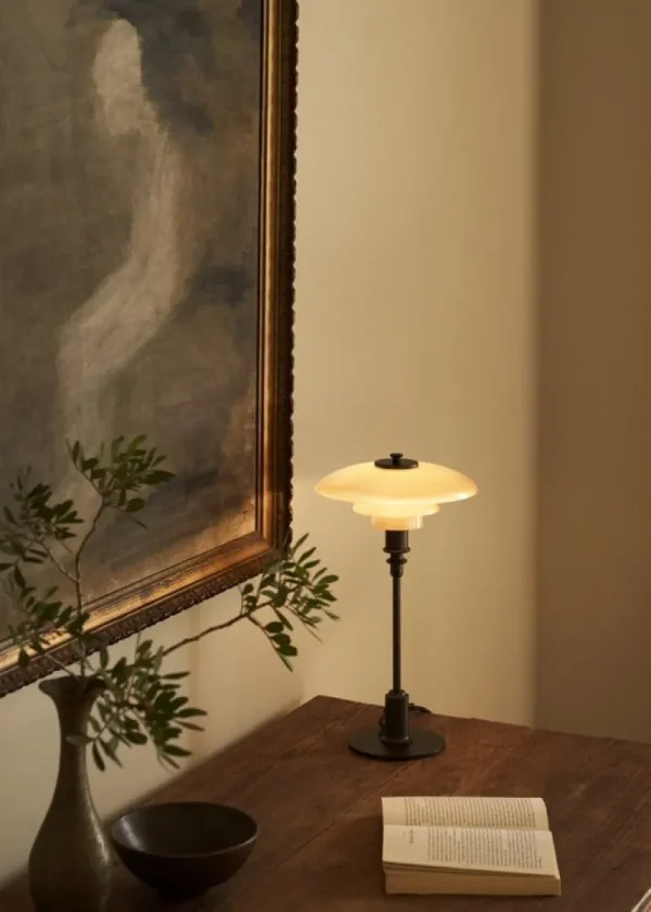 Muuto Tischlampen-Louis Poulsen PH 2/1 Tischleuchte, Limited Edition, dusty Terrakotta