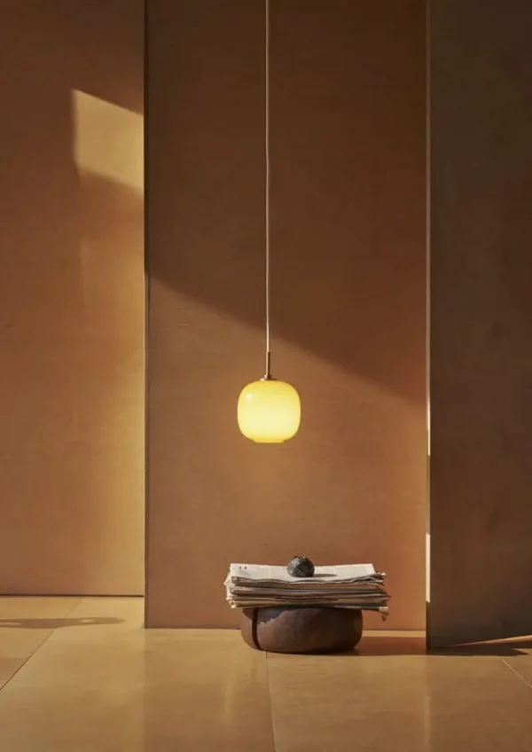 LYFA Deckenleuchten-Louis Poulsen VL45 Radiohus 175 Pendelleuchte, Messing - Bernstein