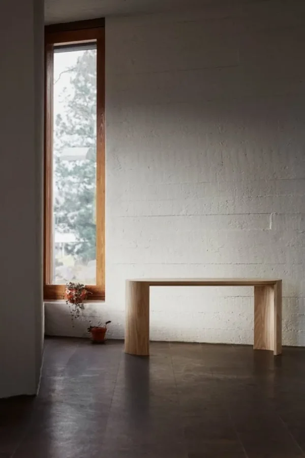 ferm LIVING Tische | Sitzgelegenheiten-Made by Choice Bank/Beistelltisch Airisto, Esche