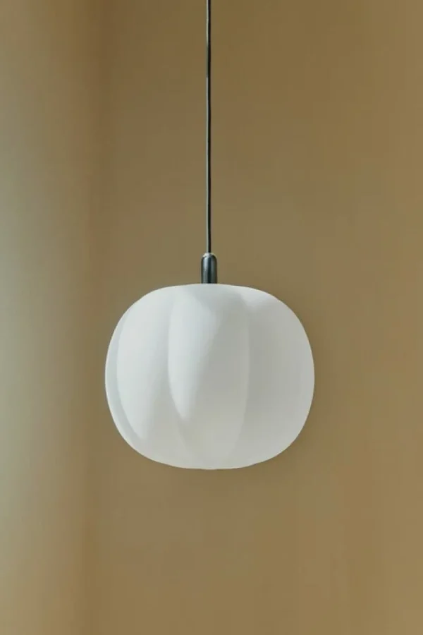 Warm Nordic Deckenleuchten-Made By Hand PePo Pendelleuchte, 20 cm, Opalglas
