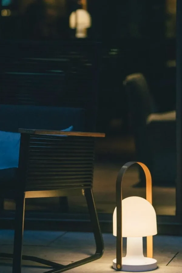 Marset Tischlampen | Tragbare Lampen-FollowMe Plus Lampe, Weiß, Eiche