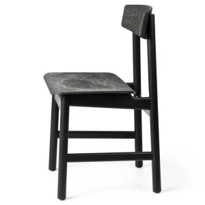 Normann Copenhagen Sitzgelegenheiten-Mater Conscious Chair 3162, Buche schwarz - Coffee Waste Black