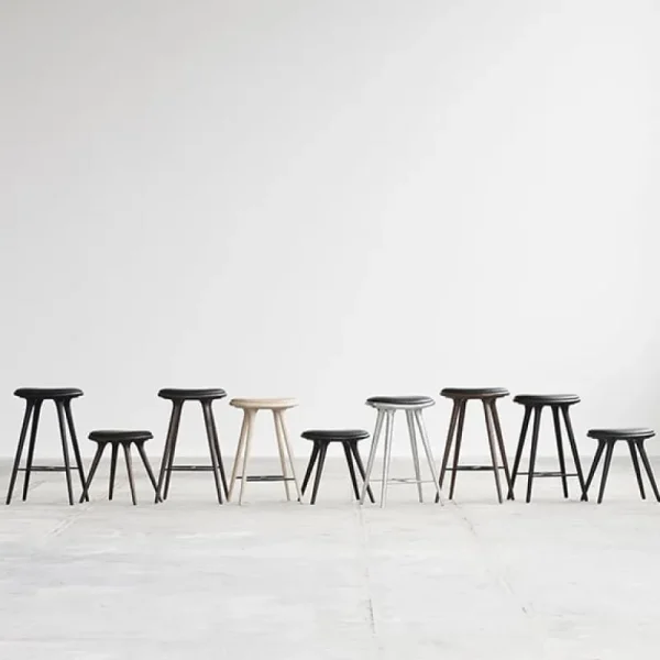 Mater Sitzgelegenheiten-High Stool, 69 cm, Eiche geseift