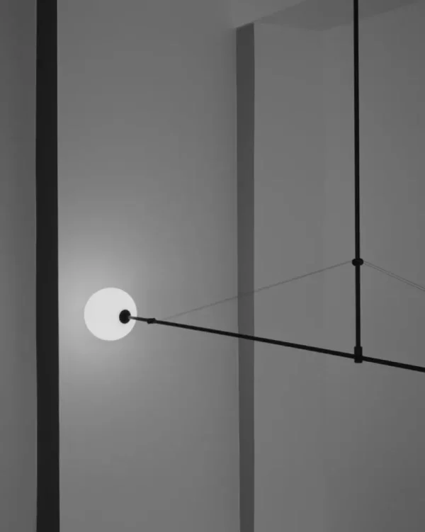 Tom Dixon Deckenleuchten-Michael Anastassiades Mobile Chandelier 2, schwarz patiniertes Messing