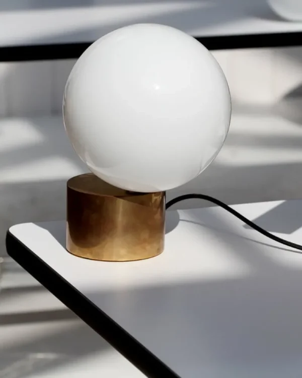 Iittala Tischlampen-Michael Anastassiades Tip of the Tongue Tischleuchte, poliertes Messing