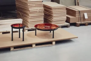 GUBI Tische-Miniforms Zigo Couchtisch, Bernsteingelb