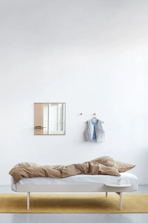 Muuto Spiegel | Regale-Moebe Spiegel mit Ablage, 70 cm, Eiche