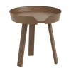 Vitra Tische-Muuto Around Couchtisch, klein, Dunkelbraun gebeizt