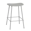 Muuto Sitzgelegenheiten-Barhocker Fiber, 65 cm, Rohrgestell, grau