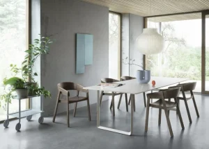 Lepo Product Sitzgelegenheiten-Muuto Cover Armlehnstuhl, Dunkelbraun gebeizt