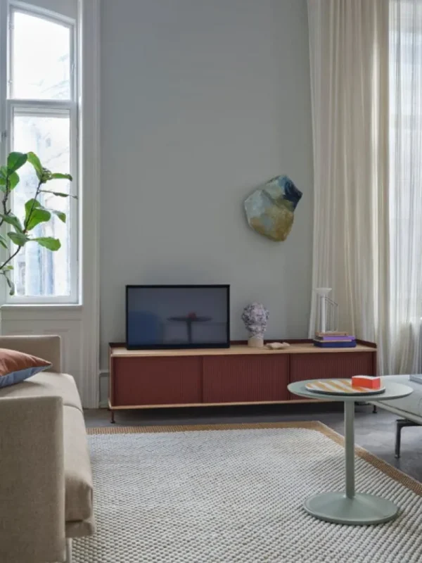 Audo Copenhagen Aufbewahrungsmöbel-Muuto Enfold Sideboard, 186 cm, niedrig, Eiche - Tiefrot