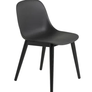 Carl Hansen & Su00f8n Sitzgelegenheiten-Muuto Fiber Sessel, Holzgestell, schwarz