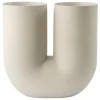 Muuto Vasen-Kink Vase, H 39 cm, sand